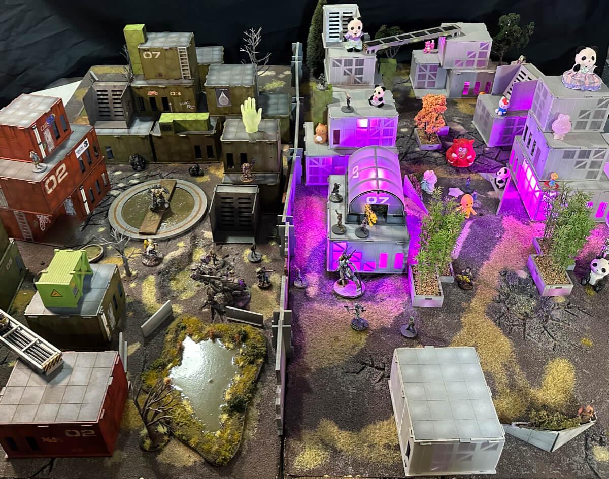 Barbenheimer terrain - half grimdark, half utopian 28mm terrain sci fi table