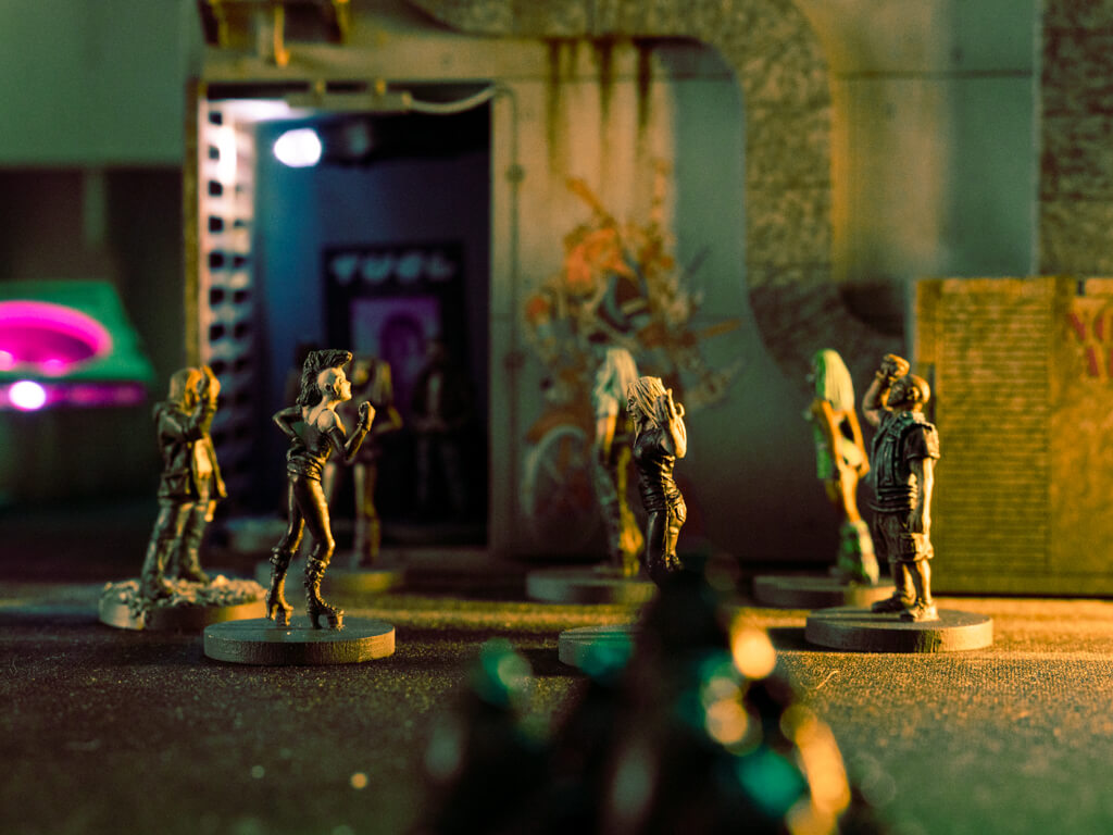 Wild in the streets miniatures in alley city terrain