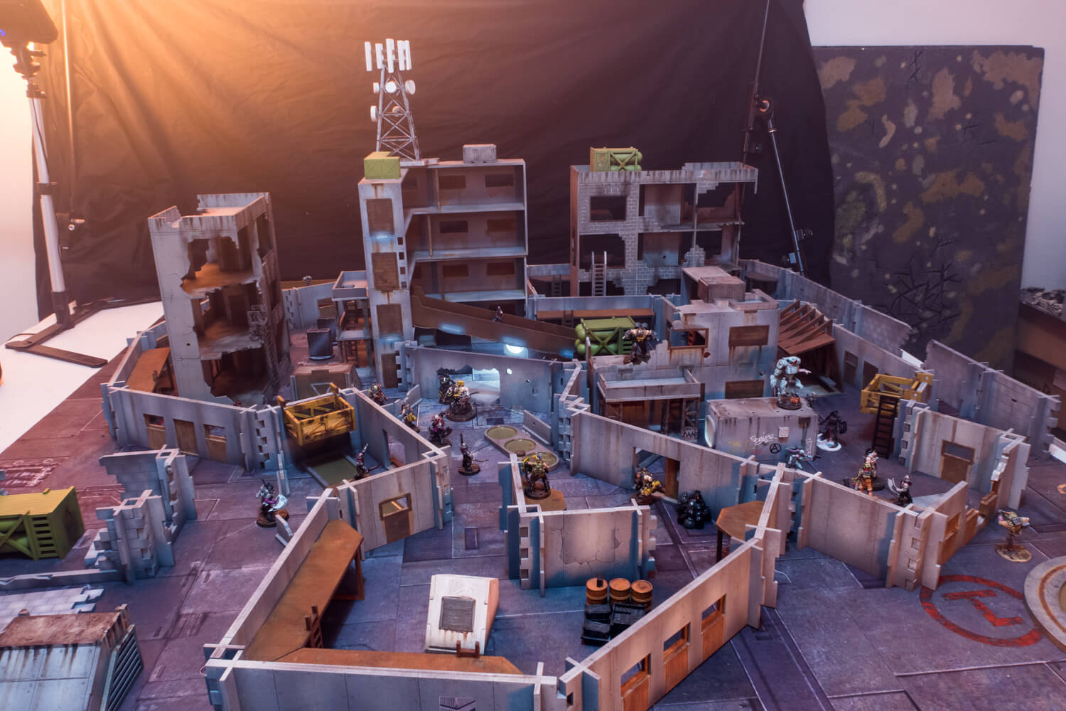 necromunda terrain with mdf walls